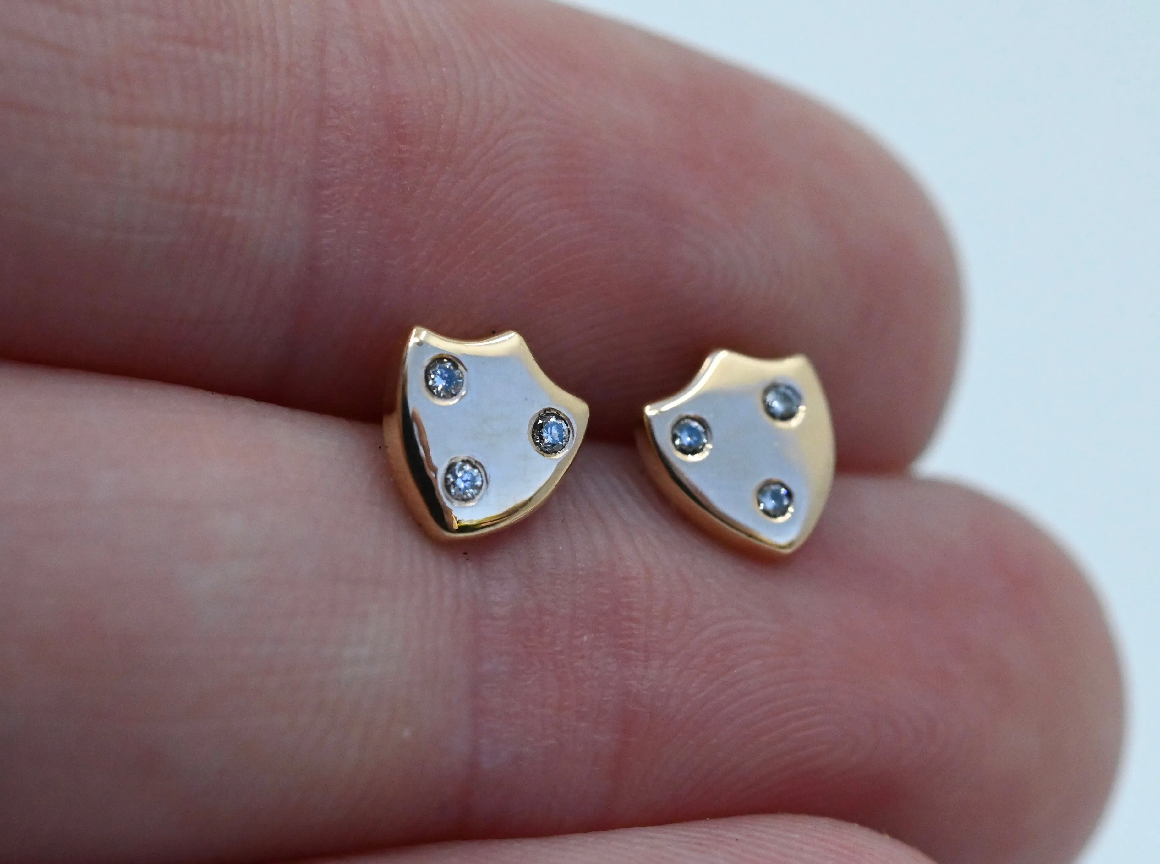 14k Gold & Diamond Shield Studs Earrings