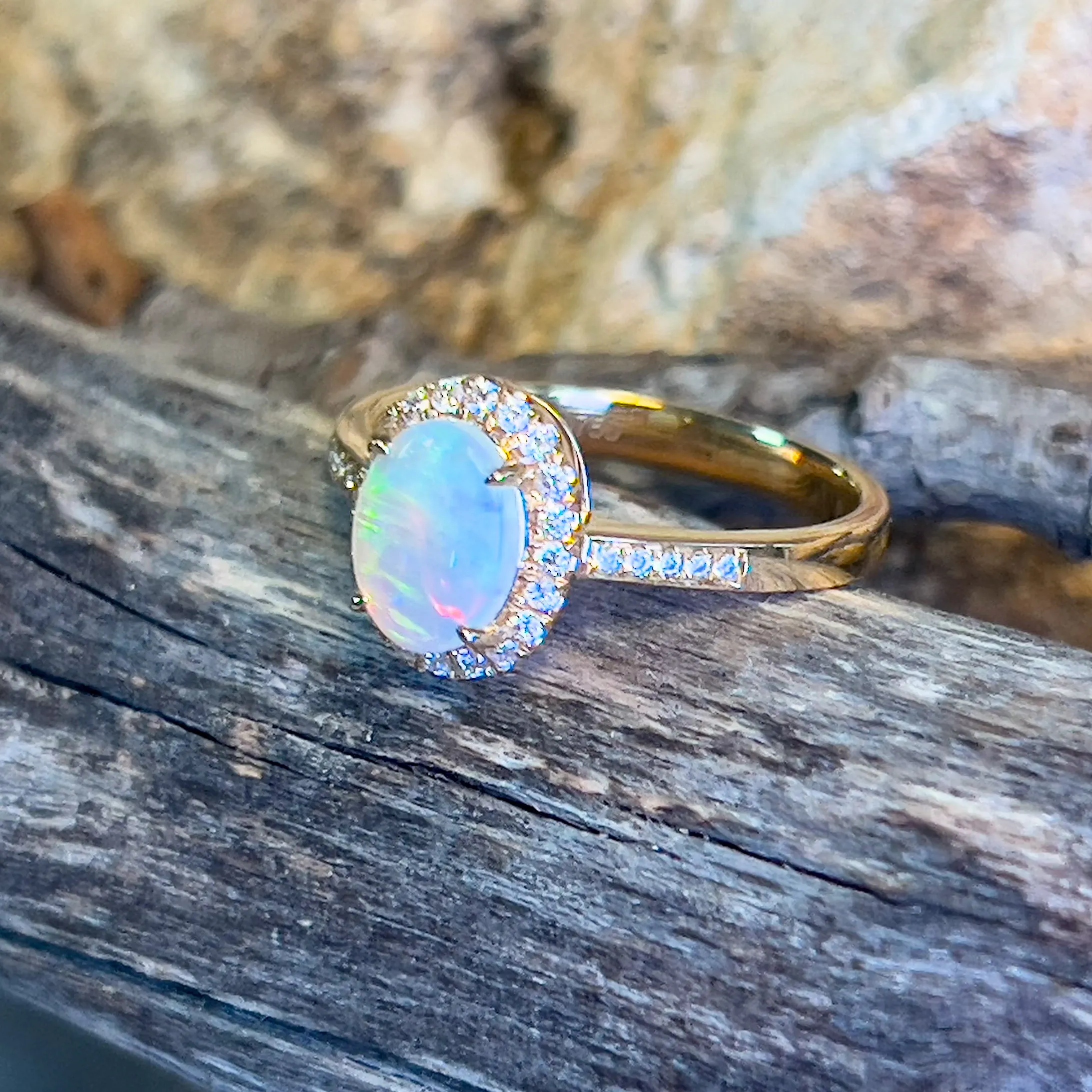 18kt Yellow Gold 0.58ct Opal cluster diamond ring