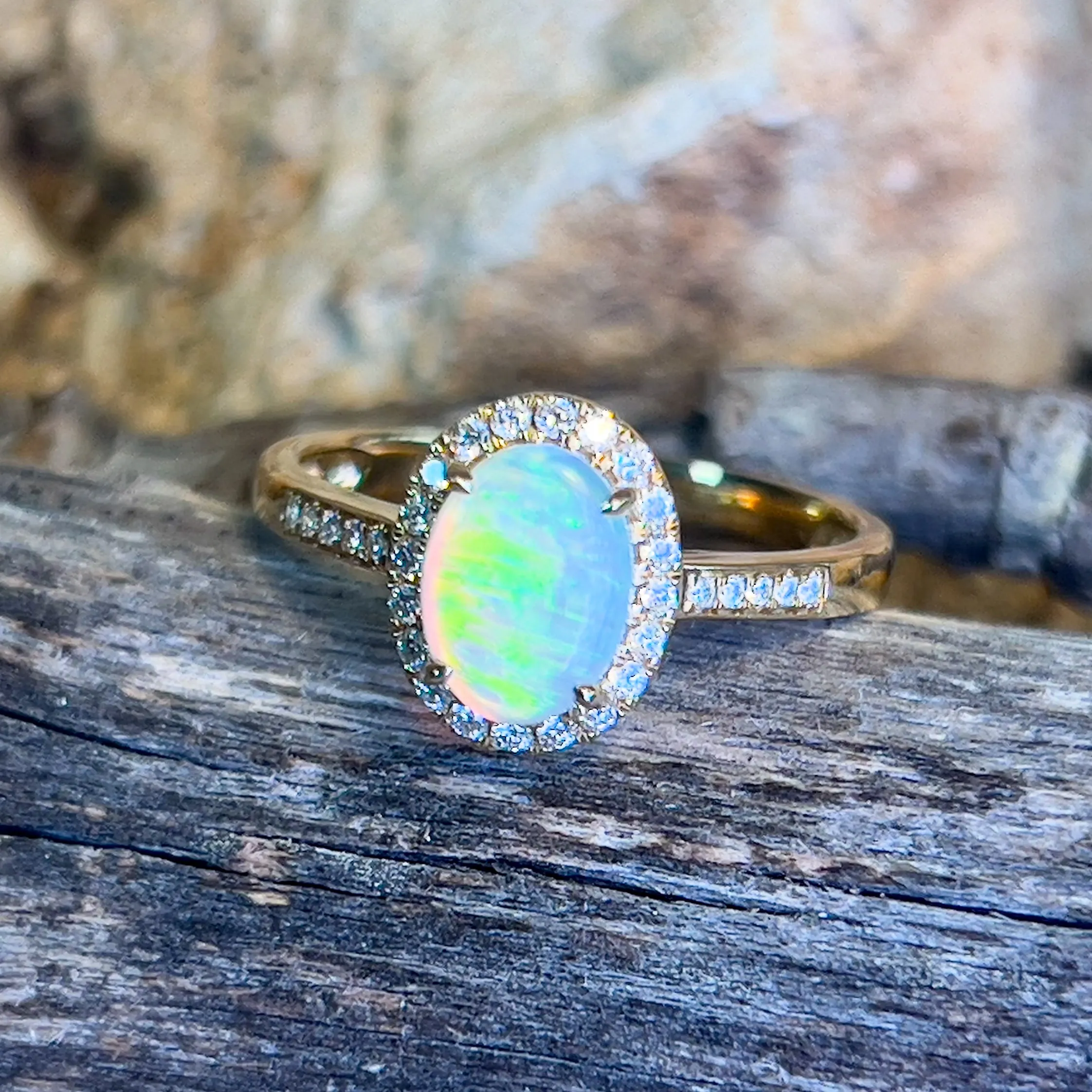 18kt Yellow Gold 0.58ct Opal cluster diamond ring