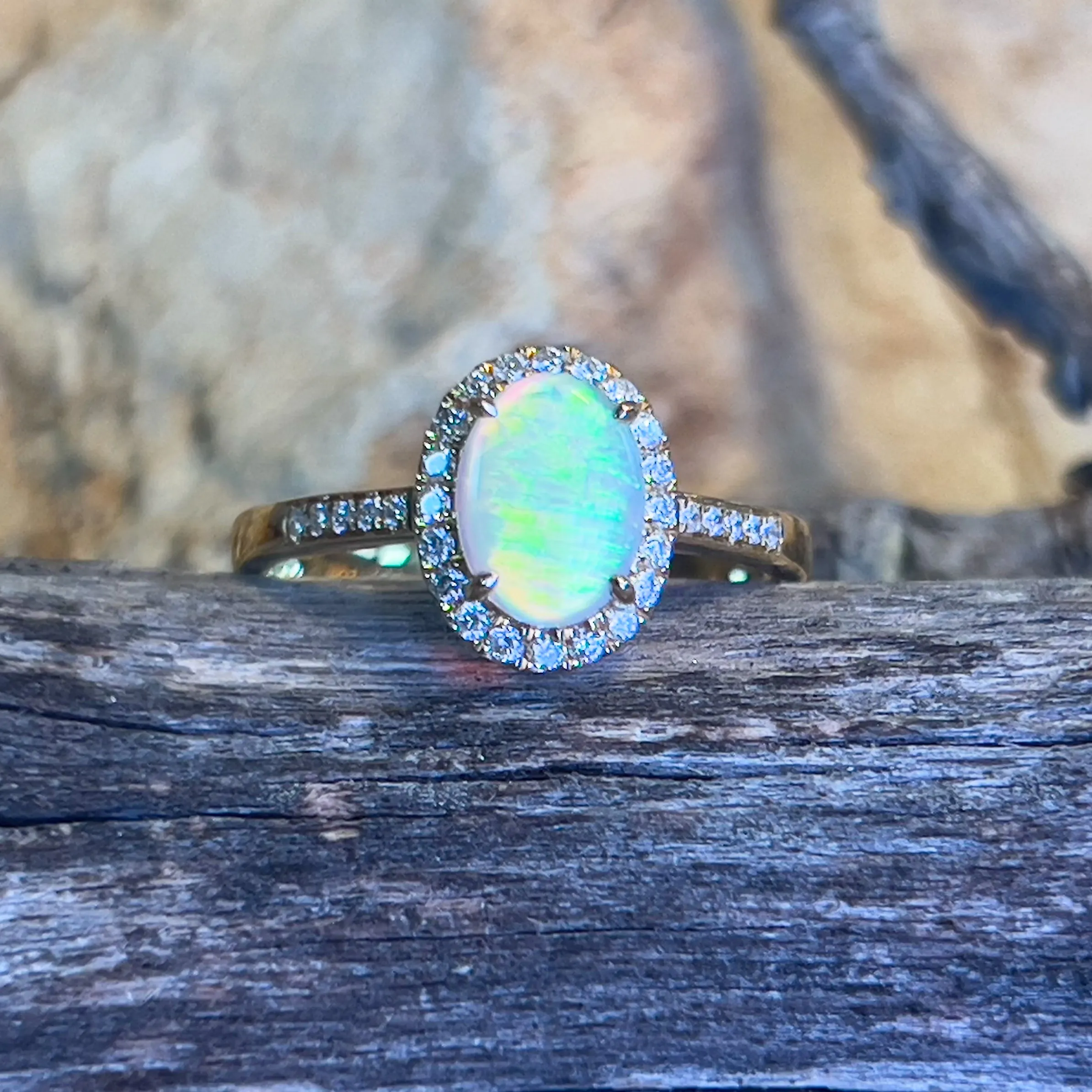 18kt Yellow Gold 0.58ct Opal cluster diamond ring