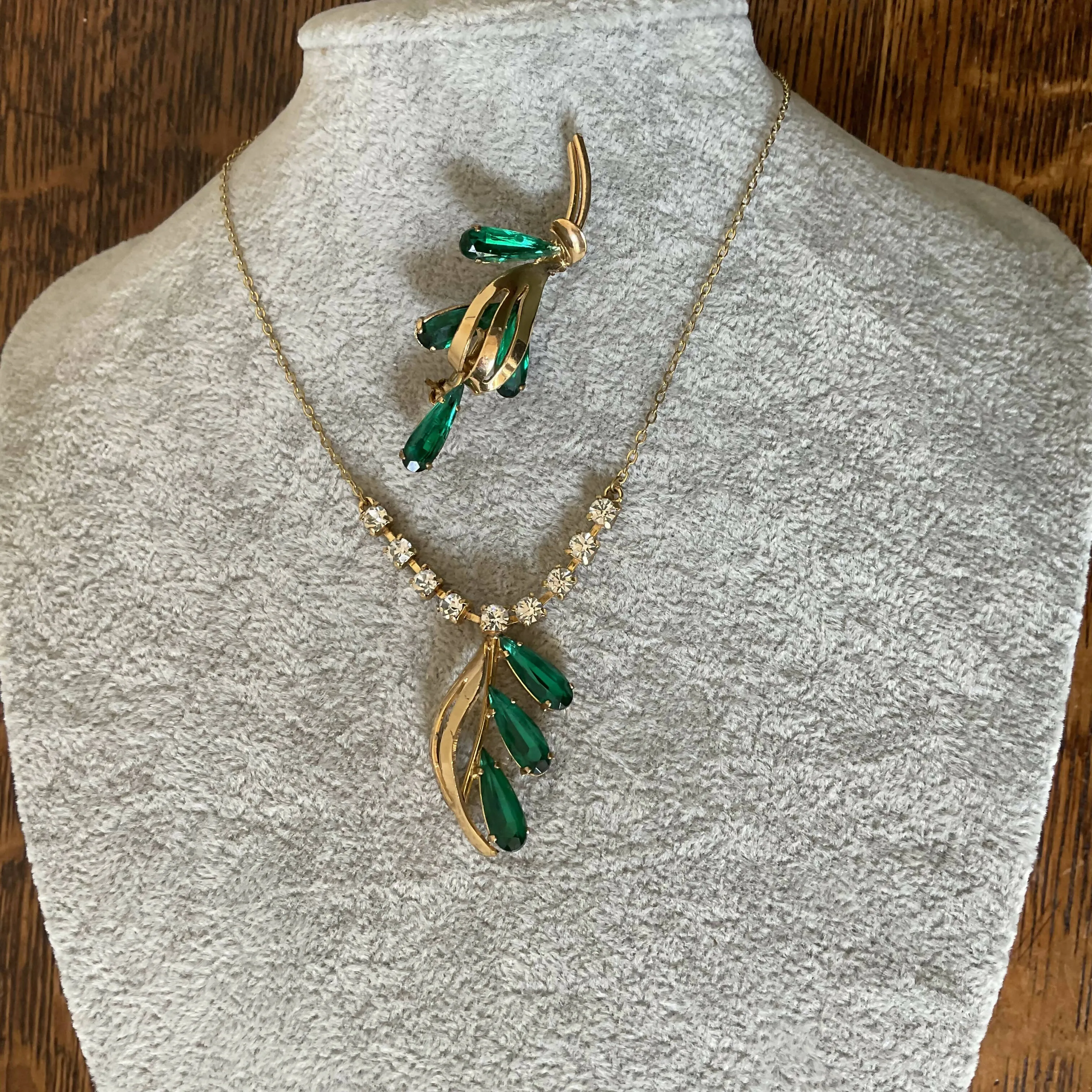 1950’s necklace set