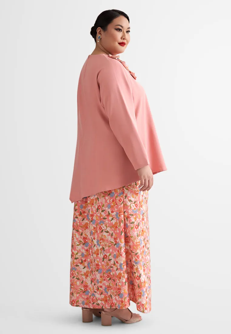 Arisya Asymmetrical Floral Brooch Kurung