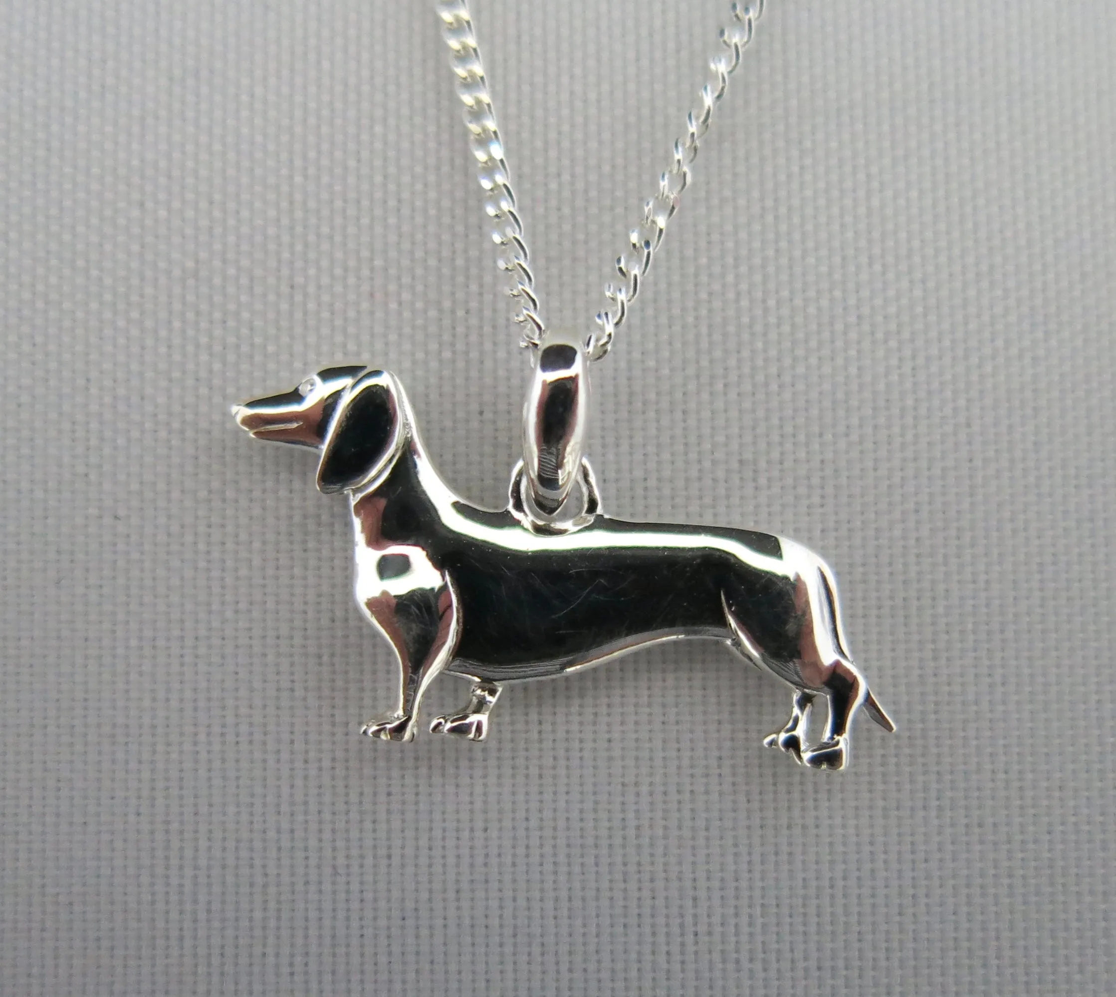 Dachshund pendant and chain