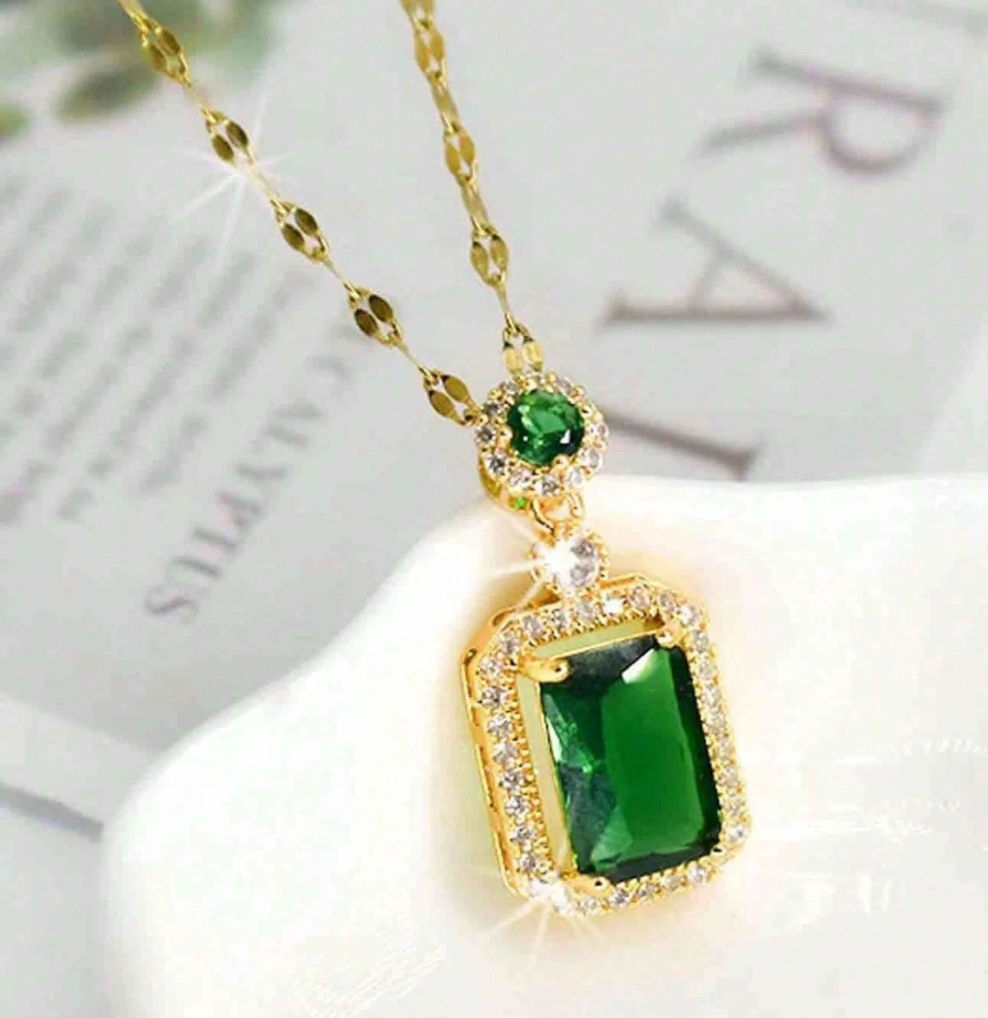 Emerald Green Jewellery Set