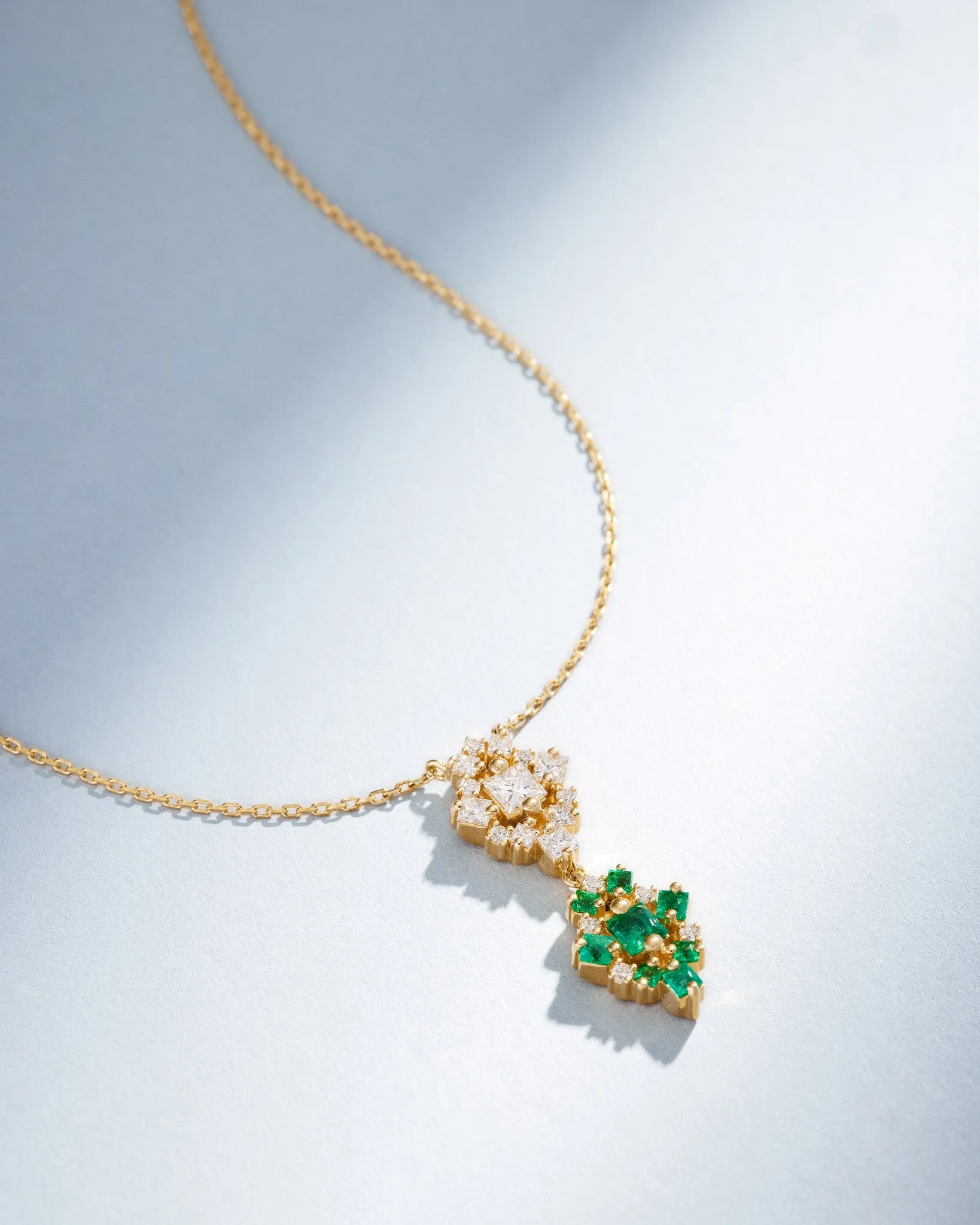 La Fantaisie Double Star Diamond & Emerald Pendant