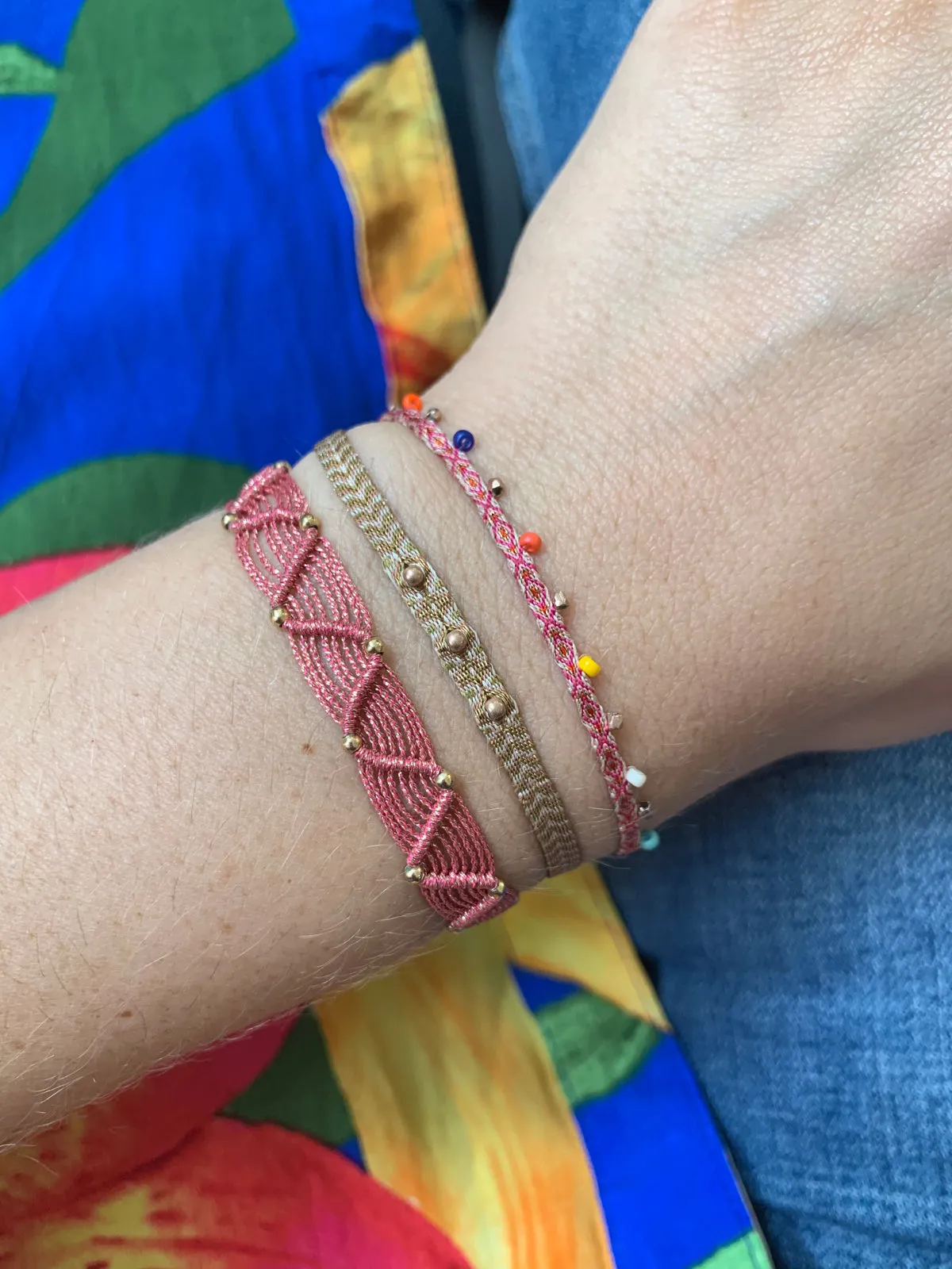 SET OF TWO HANDWOVEN BRACELETS IN PINK TONES