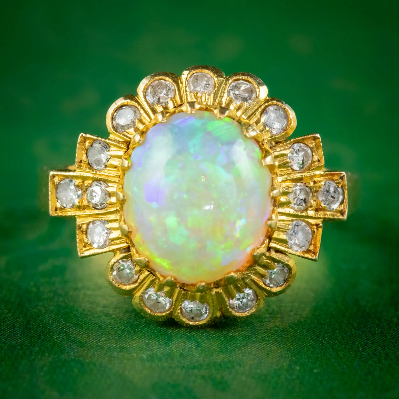 Vintage Opal Diamond Cluster Ring 18ct Gold 2.50ct Natural Opal